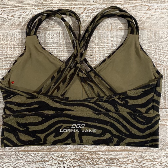 LORNA JANE Size XS Crop Excellent Cond ZEBRA - Picture 3 of 4